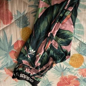 Adidas leggings